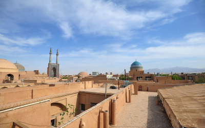 “YAzd,” Queen!
