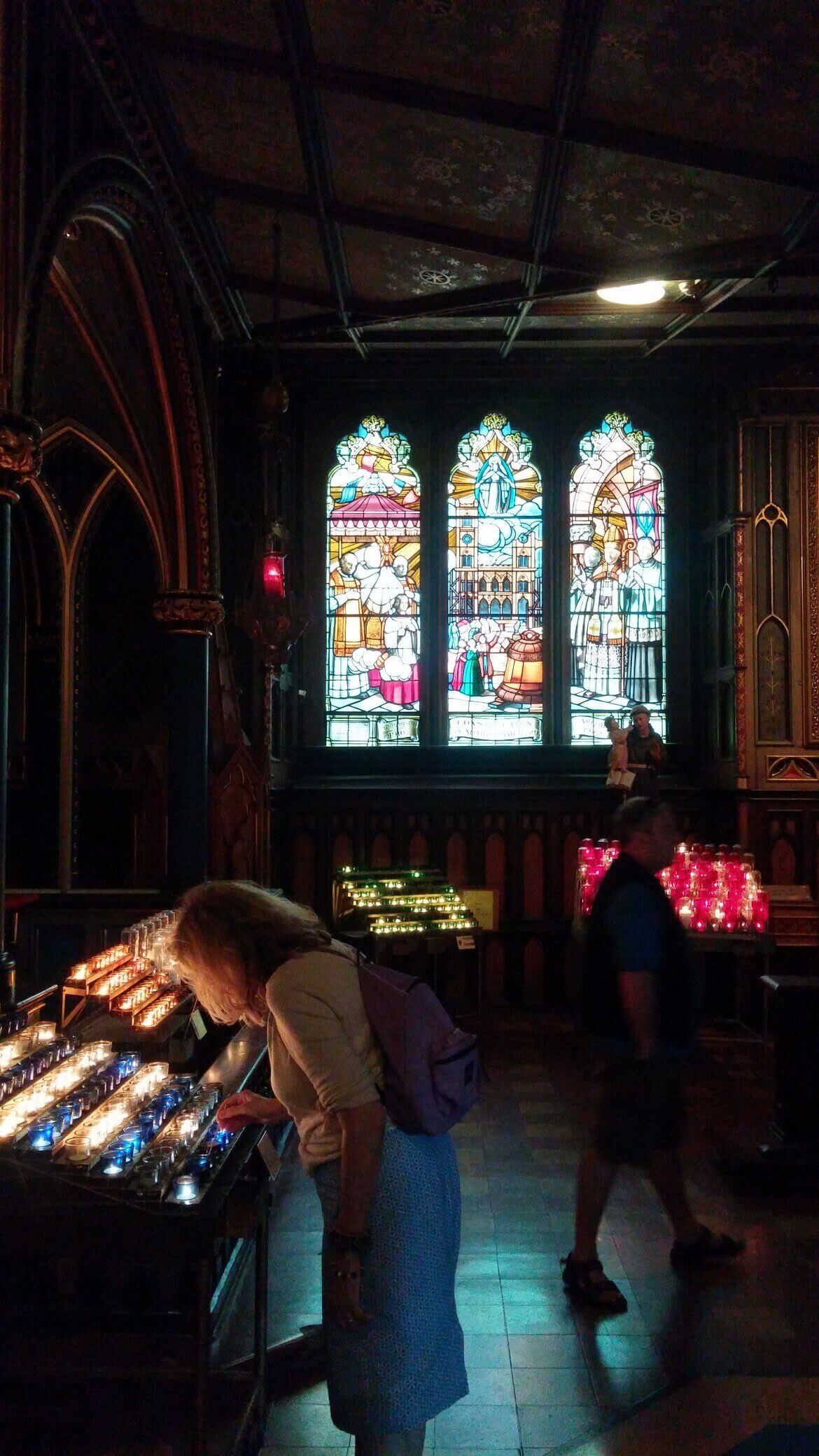 Notably, the stained glass in the cathedral does not depict scenes from the bible, rather it shows scenes from Montreal's history.