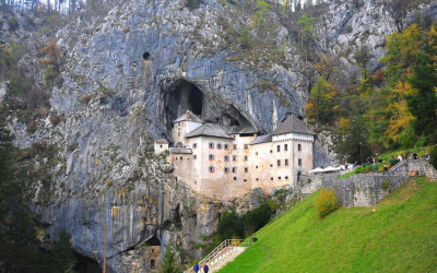 Predjama Castle