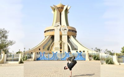 Walking With a S’Ouaga-dougou